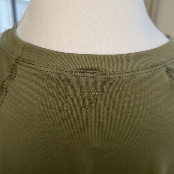 Gymshark Athletic Tee in army green - Picture 4 of 5
